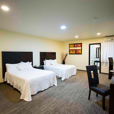 Wyndham Garden Aguascalientes Hotel & Casino Ngoại thất bức ảnh