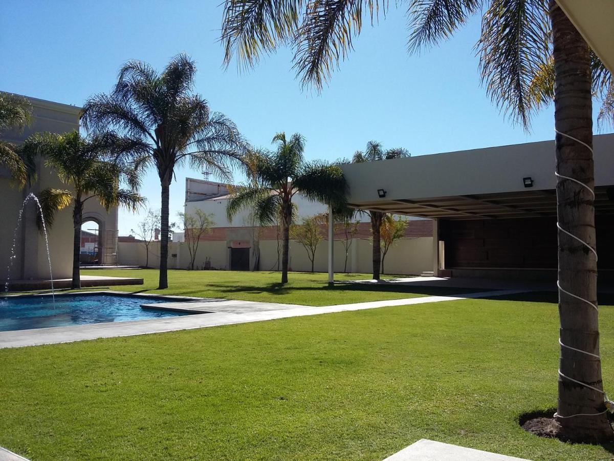 Wyndham Garden Aguascalientes Hotel & Casino Ngoại thất bức ảnh