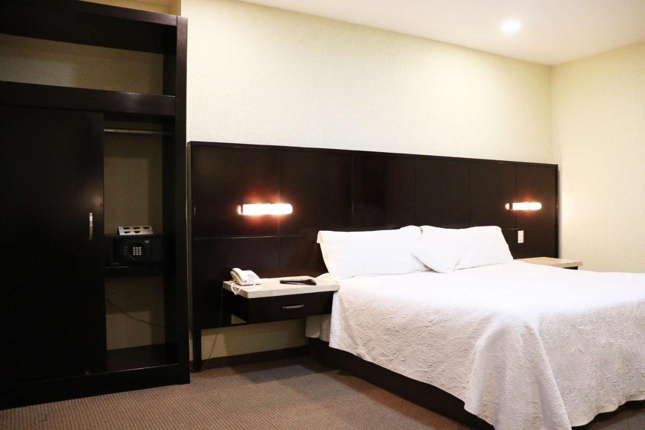 Wyndham Garden Aguascalientes Hotel & Casino Ngoại thất bức ảnh