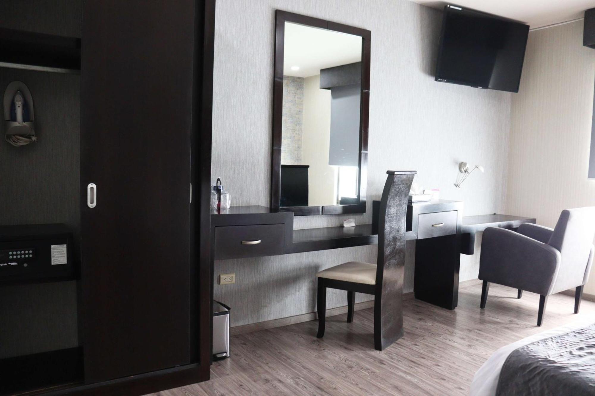 Wyndham Garden Aguascalientes Hotel & Casino Ngoại thất bức ảnh